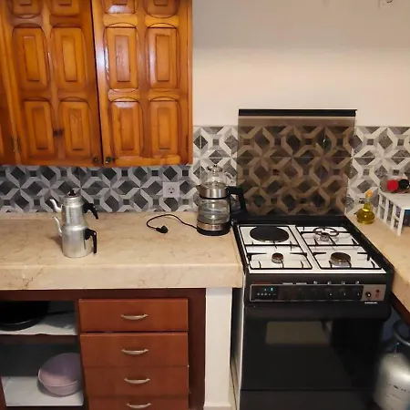 Kusadasi'nda Oezel Havuzlu Kiralik Bueyuek * Kuşadası