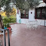 Villa Kusadasi'nda Oezel Havuzlu Kiralik Bueyuek Kusadası