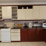 Kusadasi'nda Oezel Havuzlu Kiralik Bueyuek Villa Kusadası